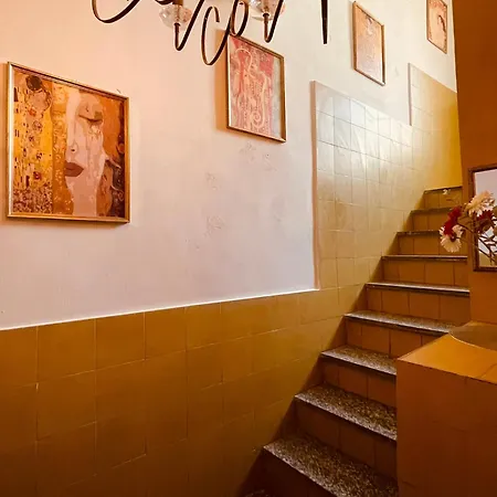 Casa Rossa - Maggiore Guest house *
