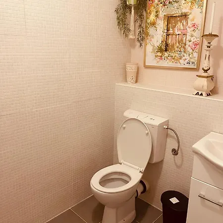Casa Rossa - Maggiore Gasthuis 3*