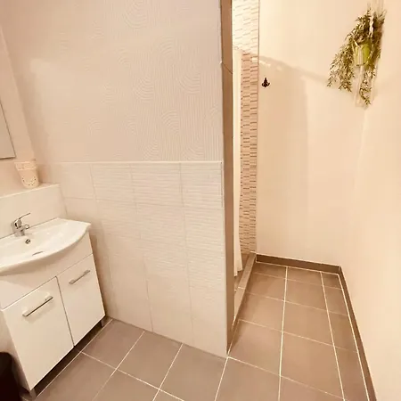 Casa Rossa - Maggiore 3*