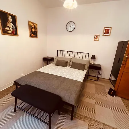 Casa Rossa - Maggiore Penzion Lesa