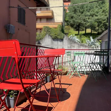 Casa Rossa - Maggiore Guest house